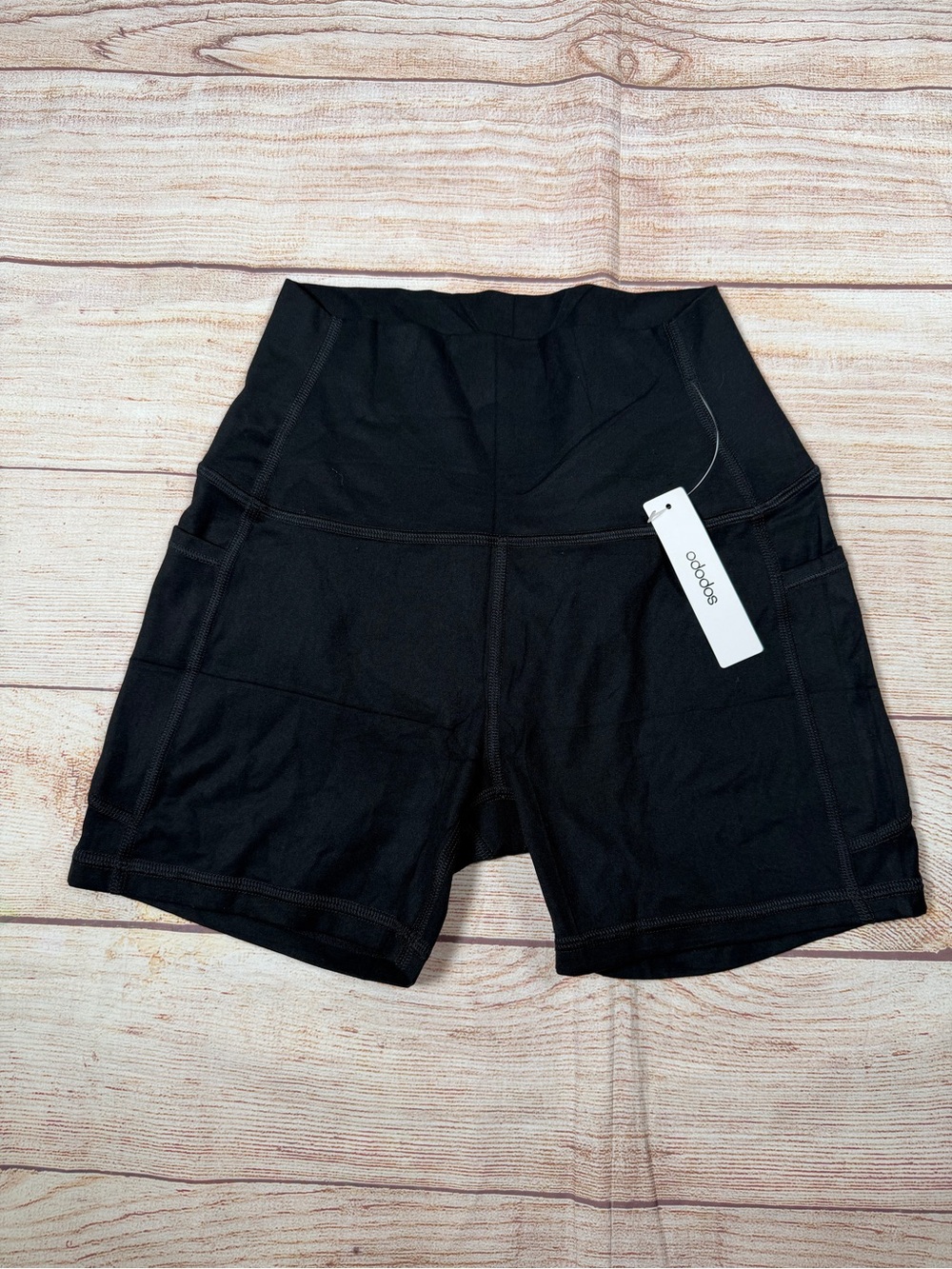NWT Black High-Waist Athletic‎ Bike Shorts with Side Pockets